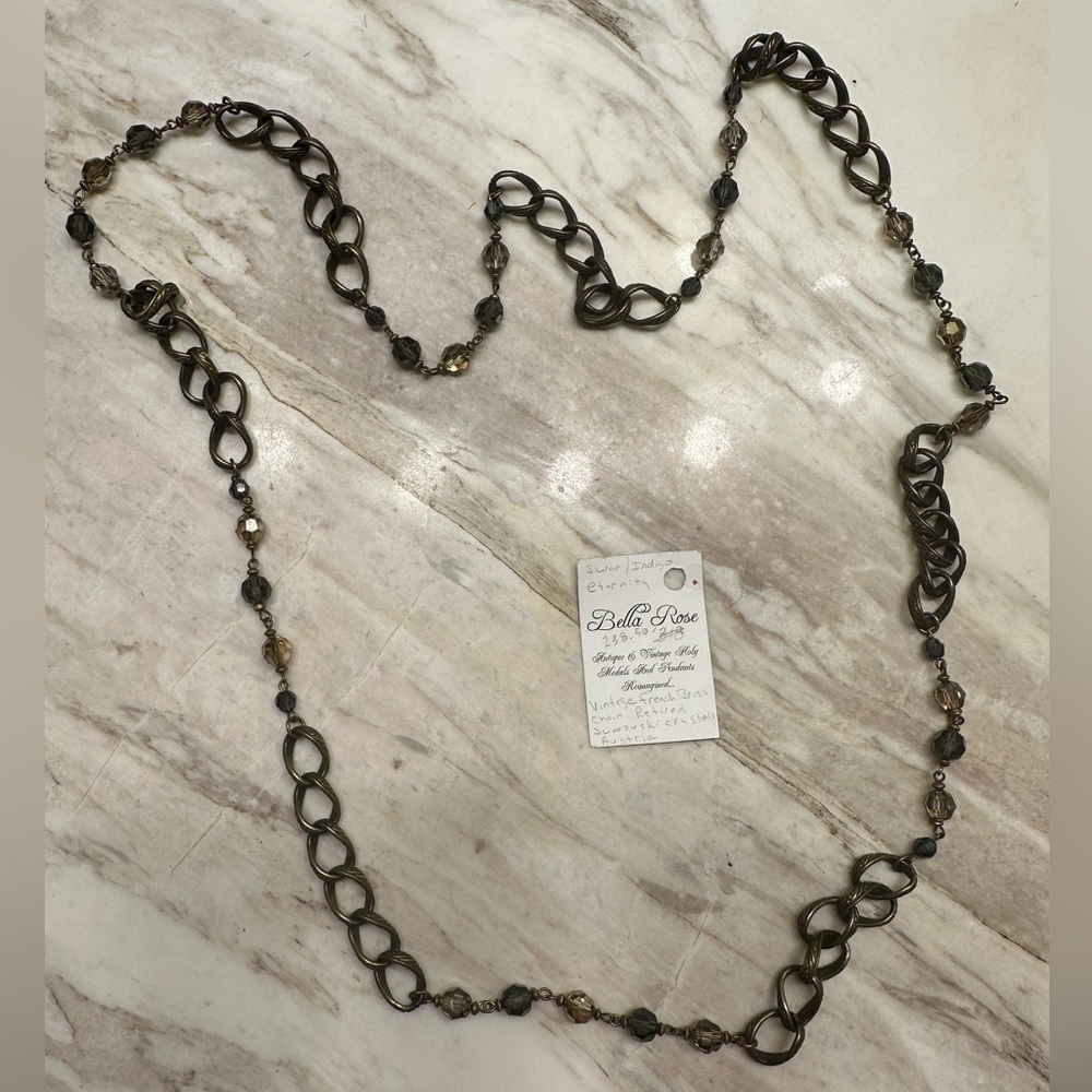 Bella Rose vintage necklace